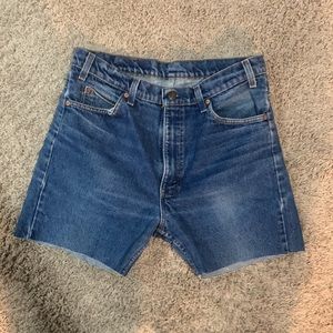 Levi Distressed Jean Shorts